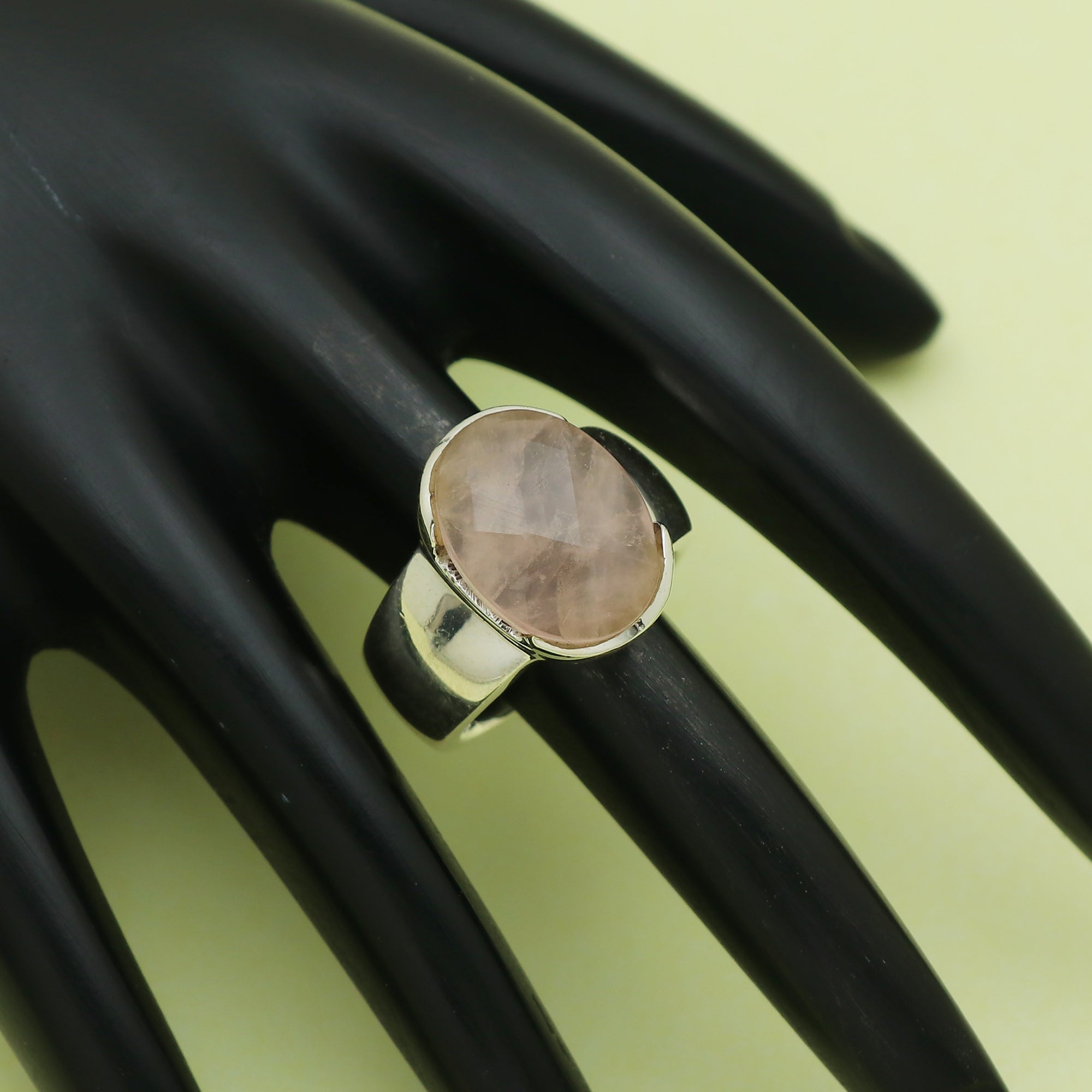 Classic Oval Ring