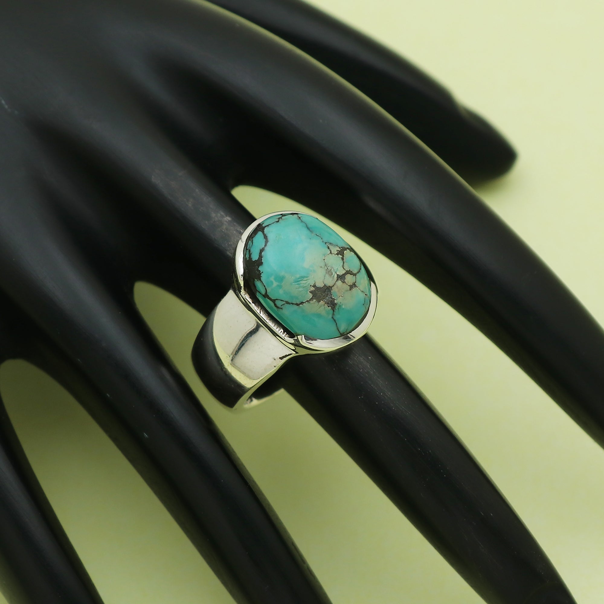 Classic Oval Ring