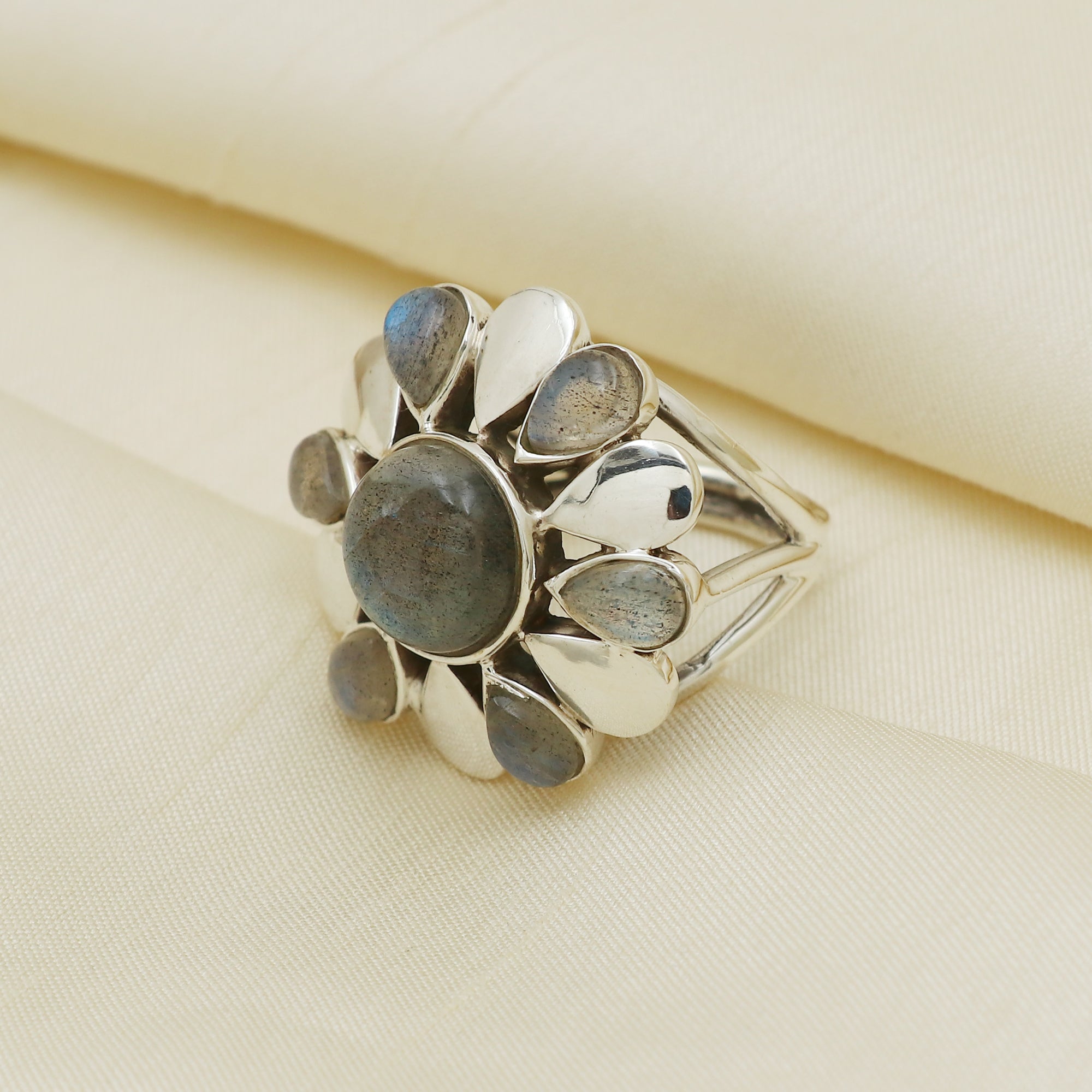 Flower Ring
