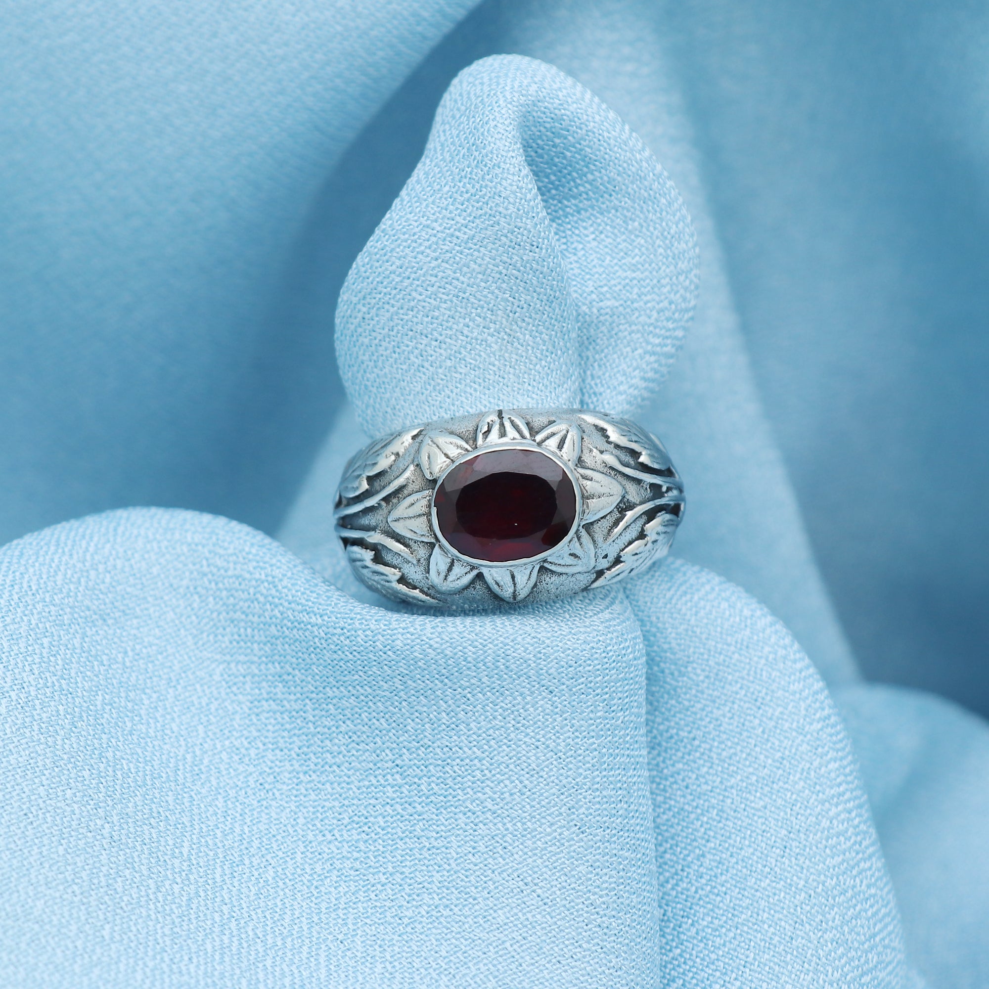 Flowery Gemstone Ring