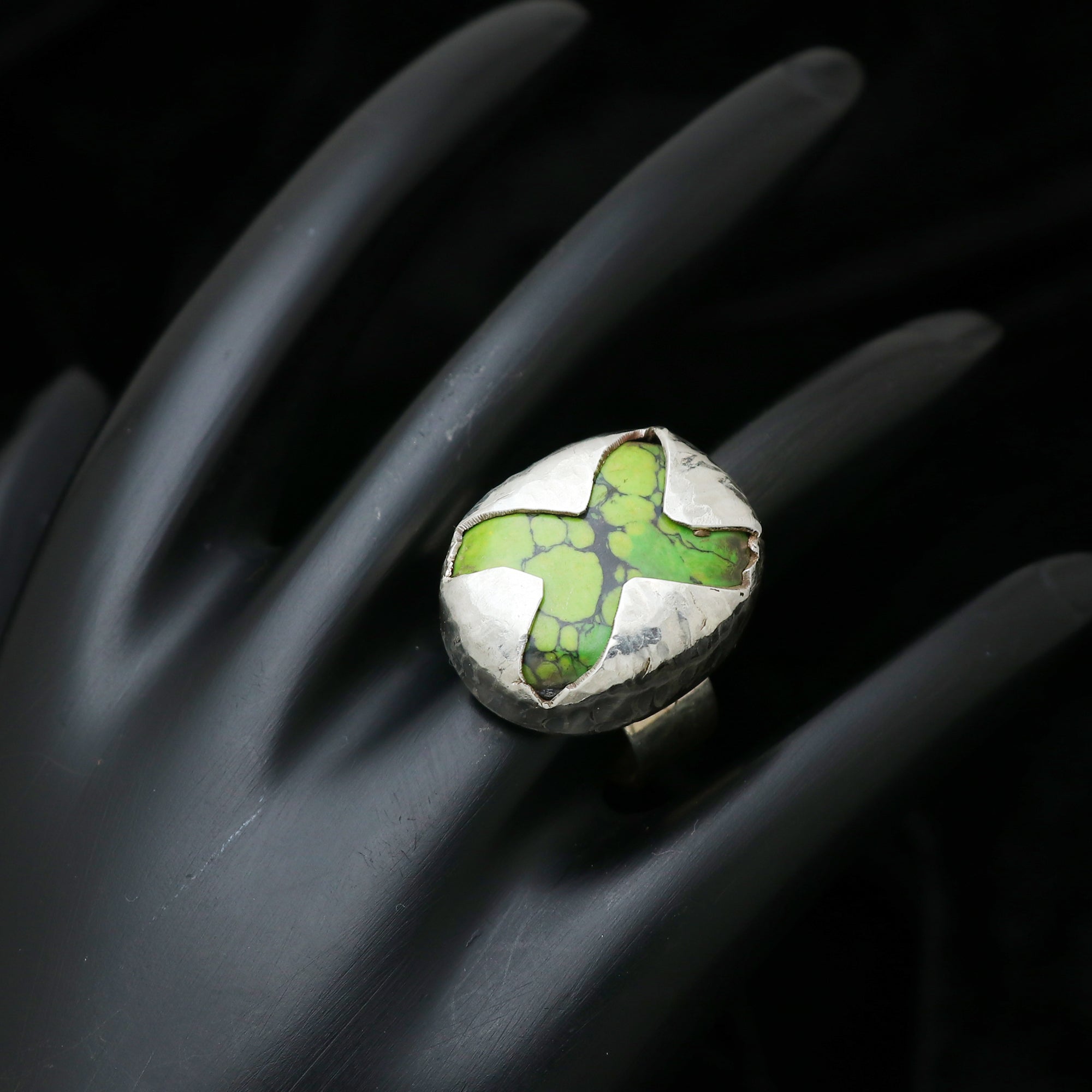 Free Stone Ring