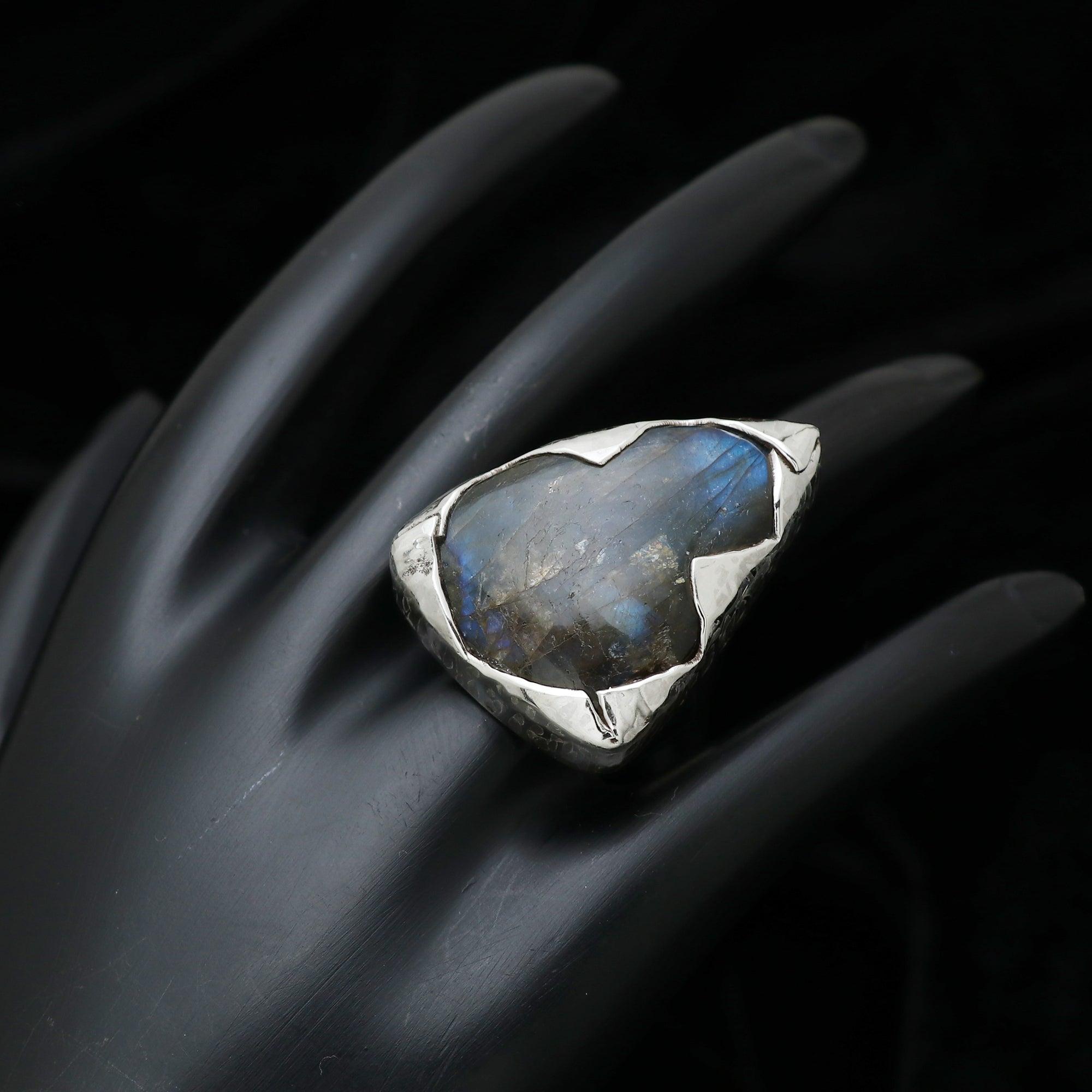 Free Stone Ring
