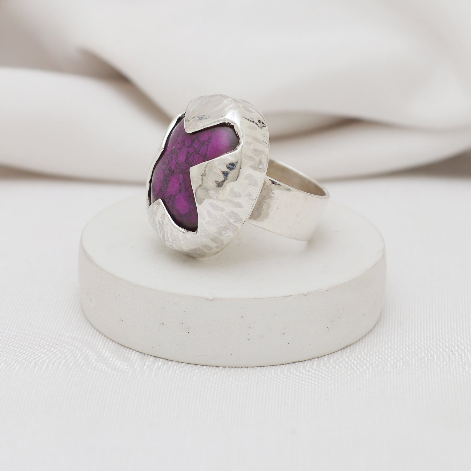 Free Stone Ring
