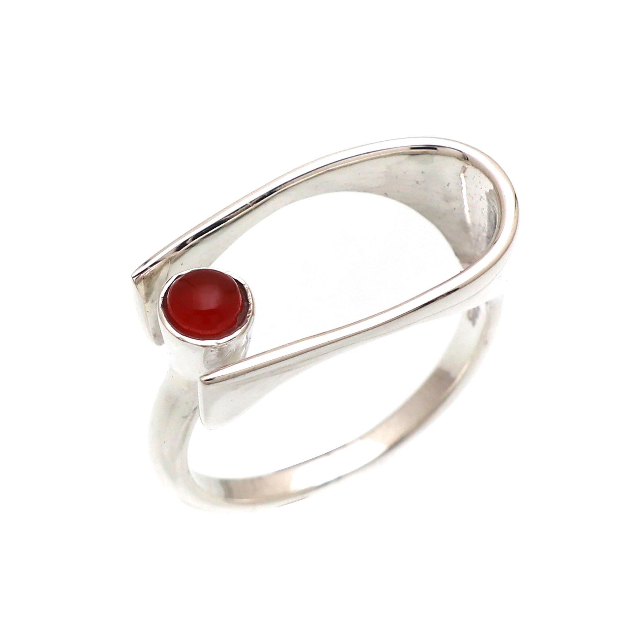 Designer Classic Round Stone Ring