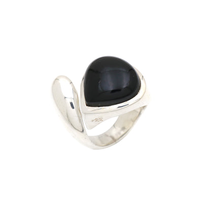Classic Twisted Love Ring