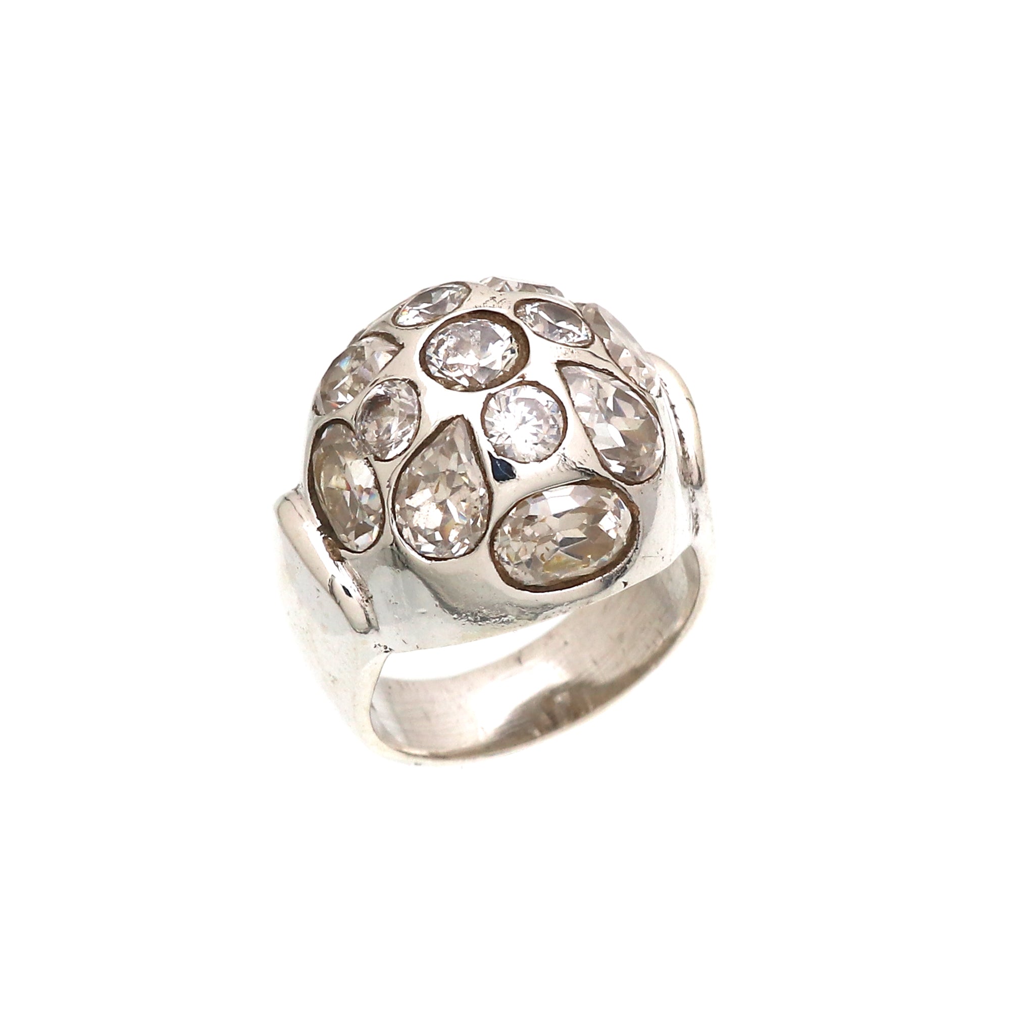 Globe Ring