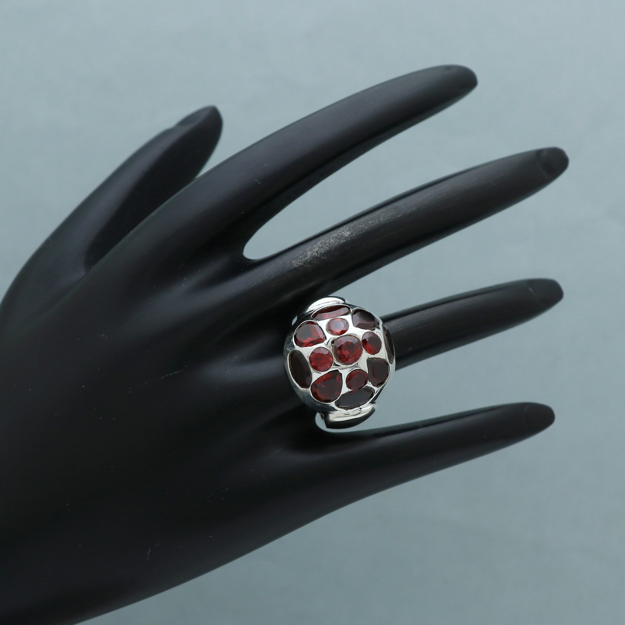 Globe Ring