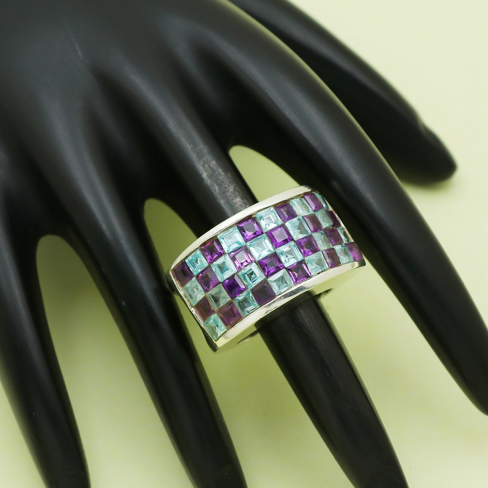 Elegant Ring