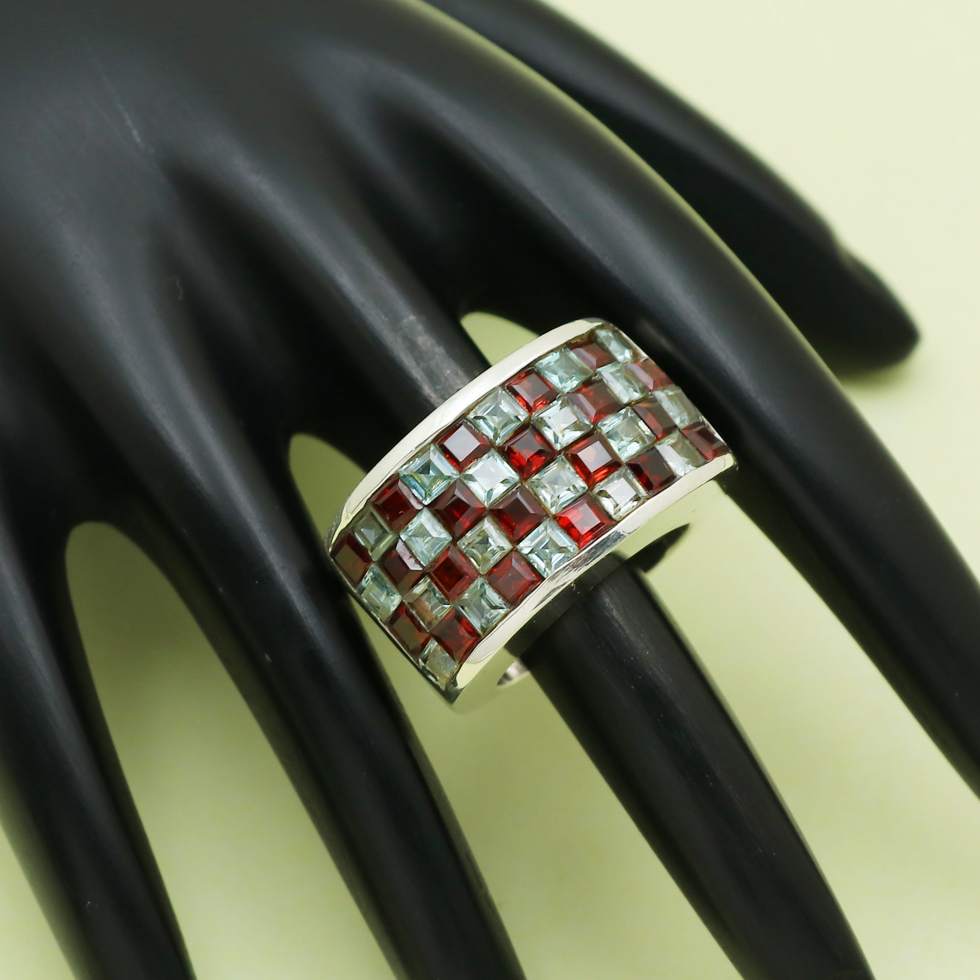 Elegant Ring