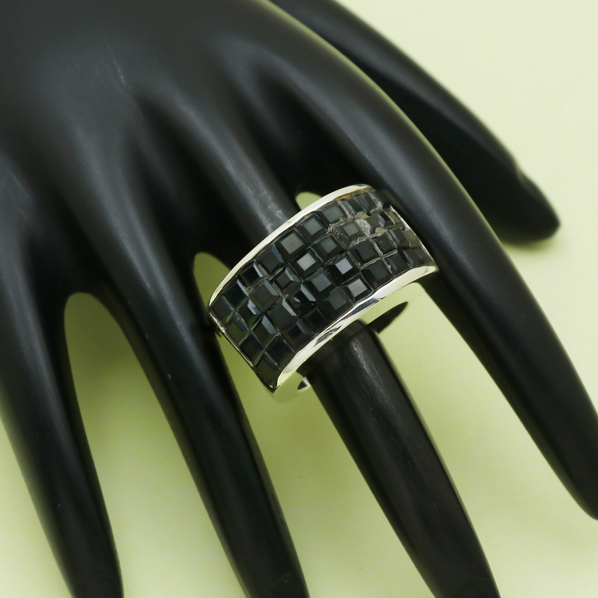 Elegant Ring