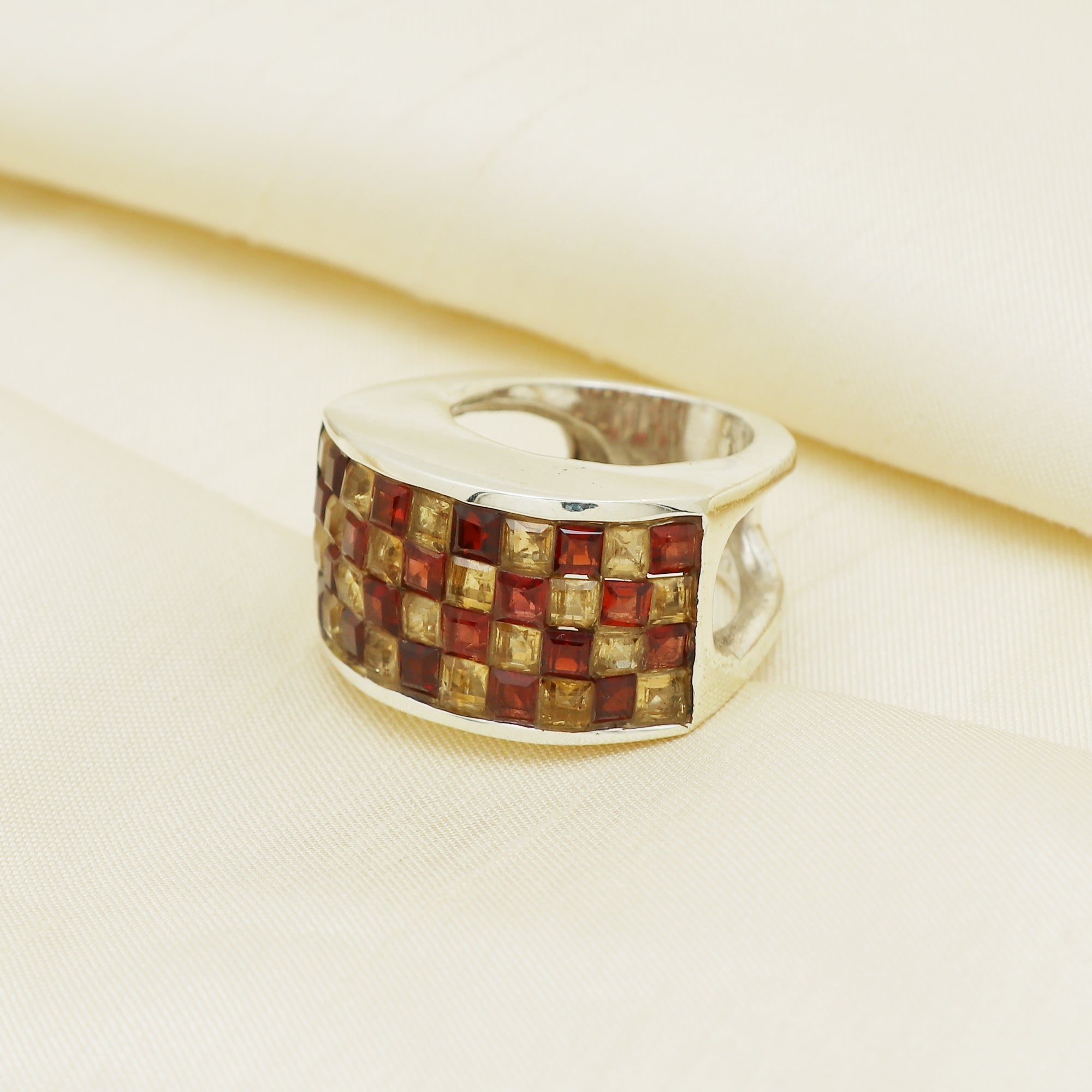 Elegant Ring