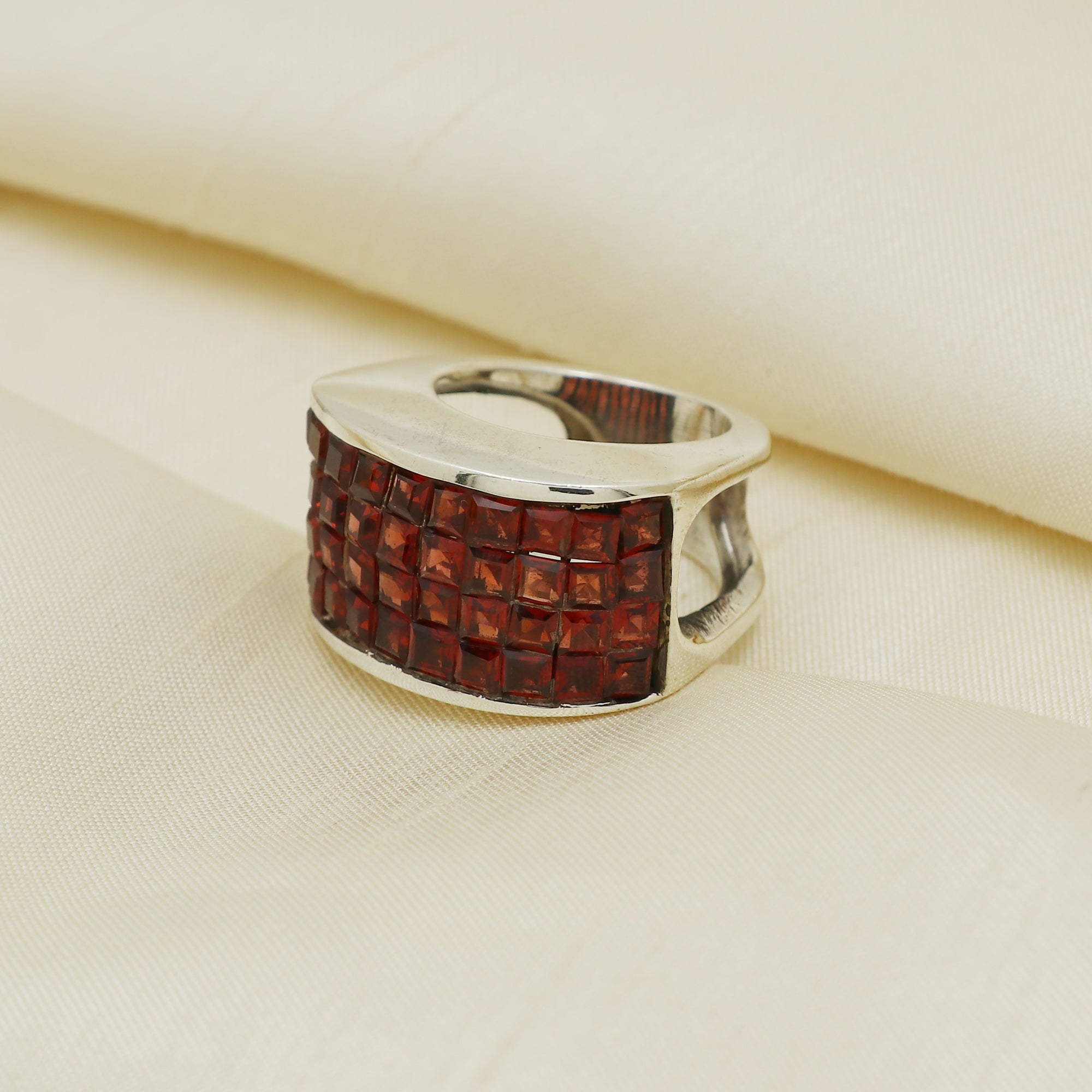 Elegant Ring
