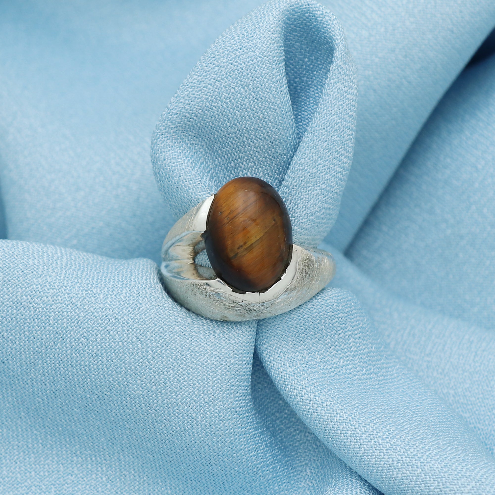 Bastian Ring