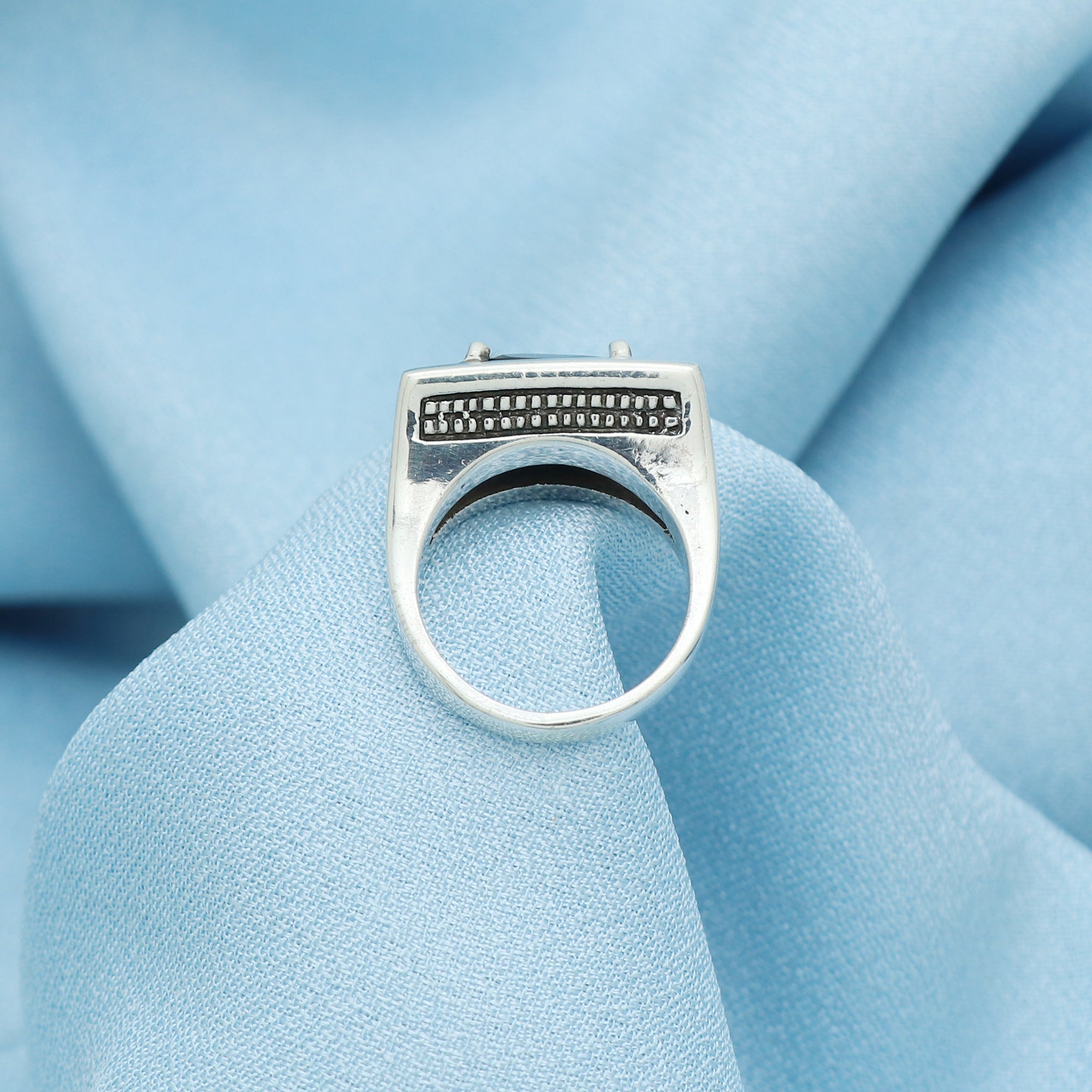 Tiara Ring