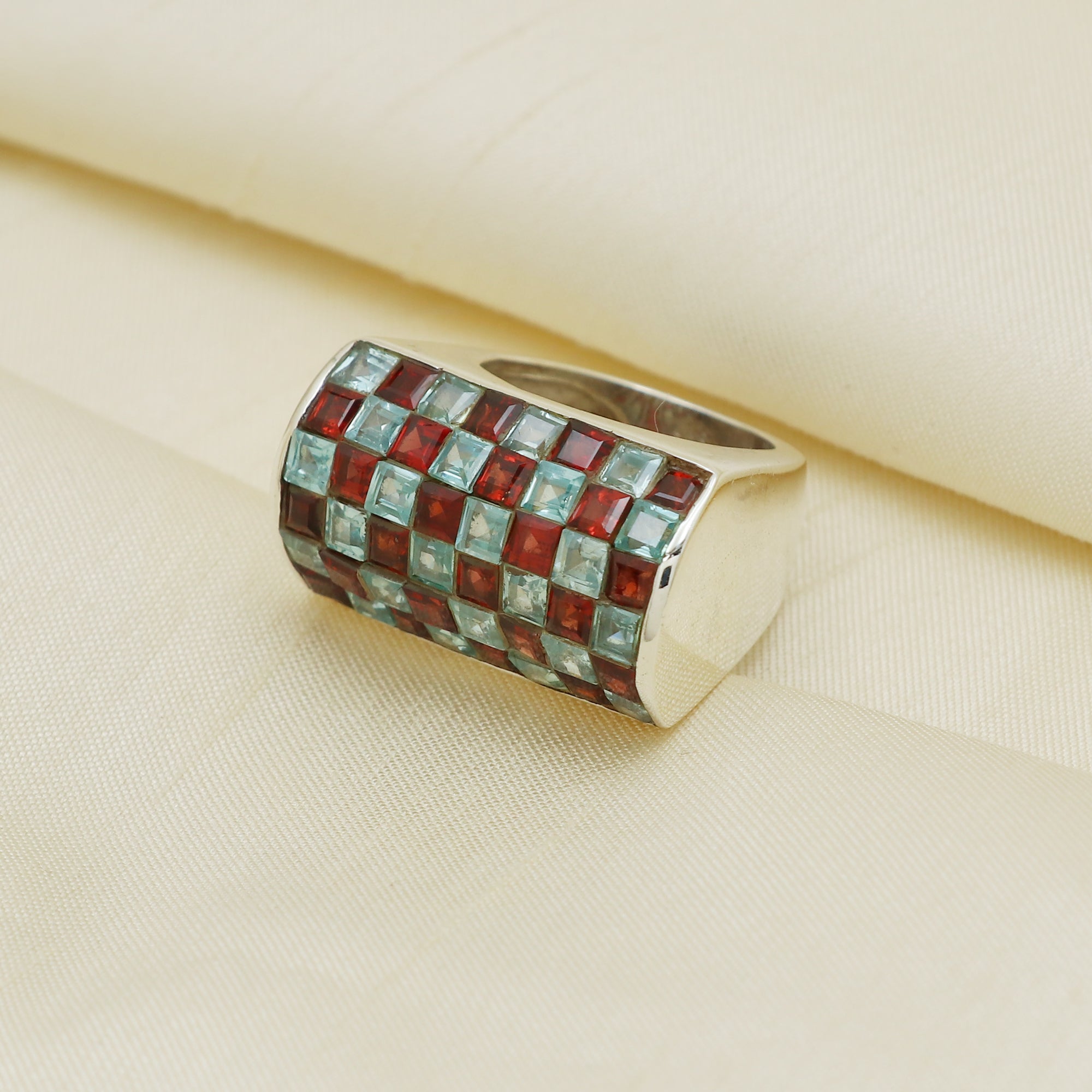 Elegant Ring v2