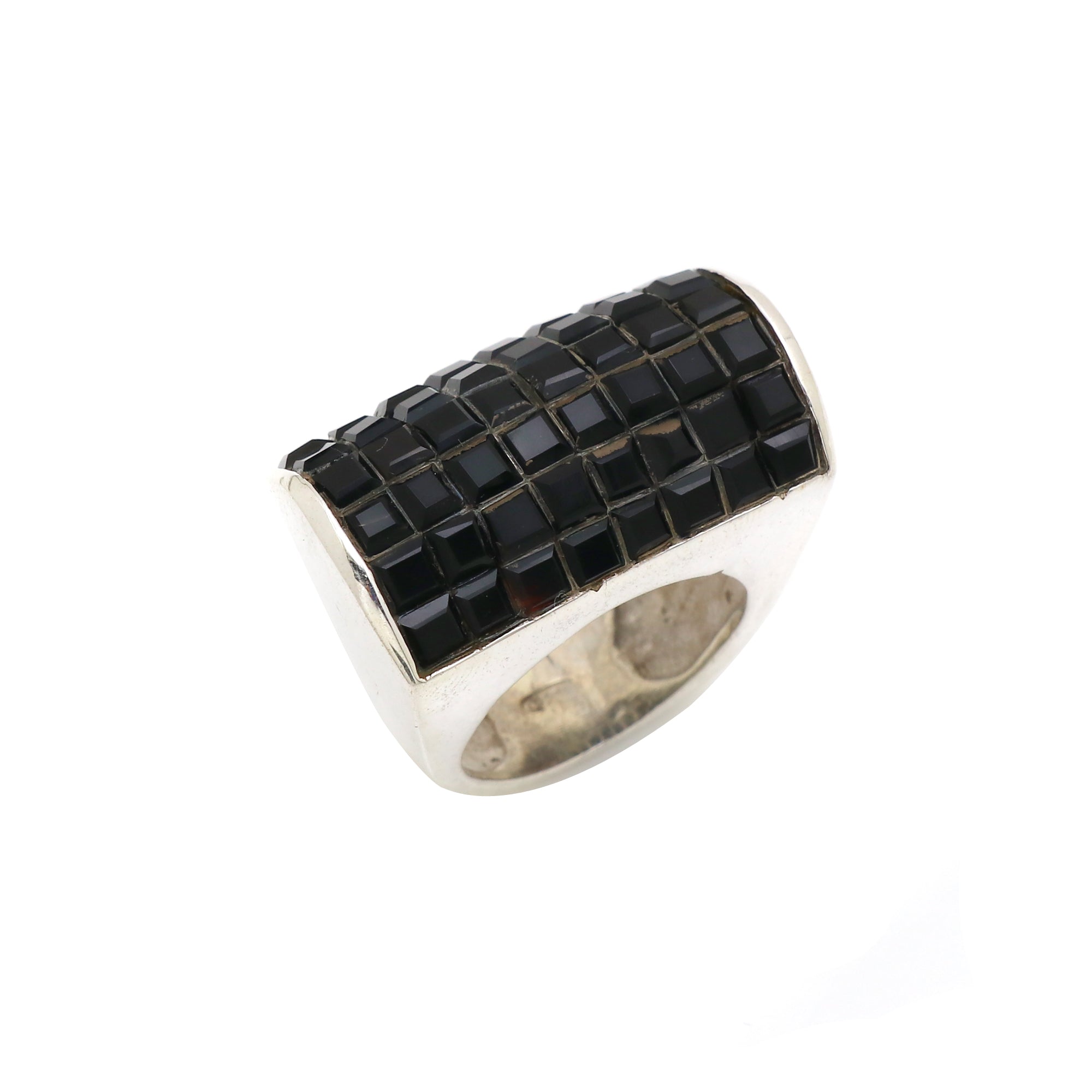 Elegant Ring v2