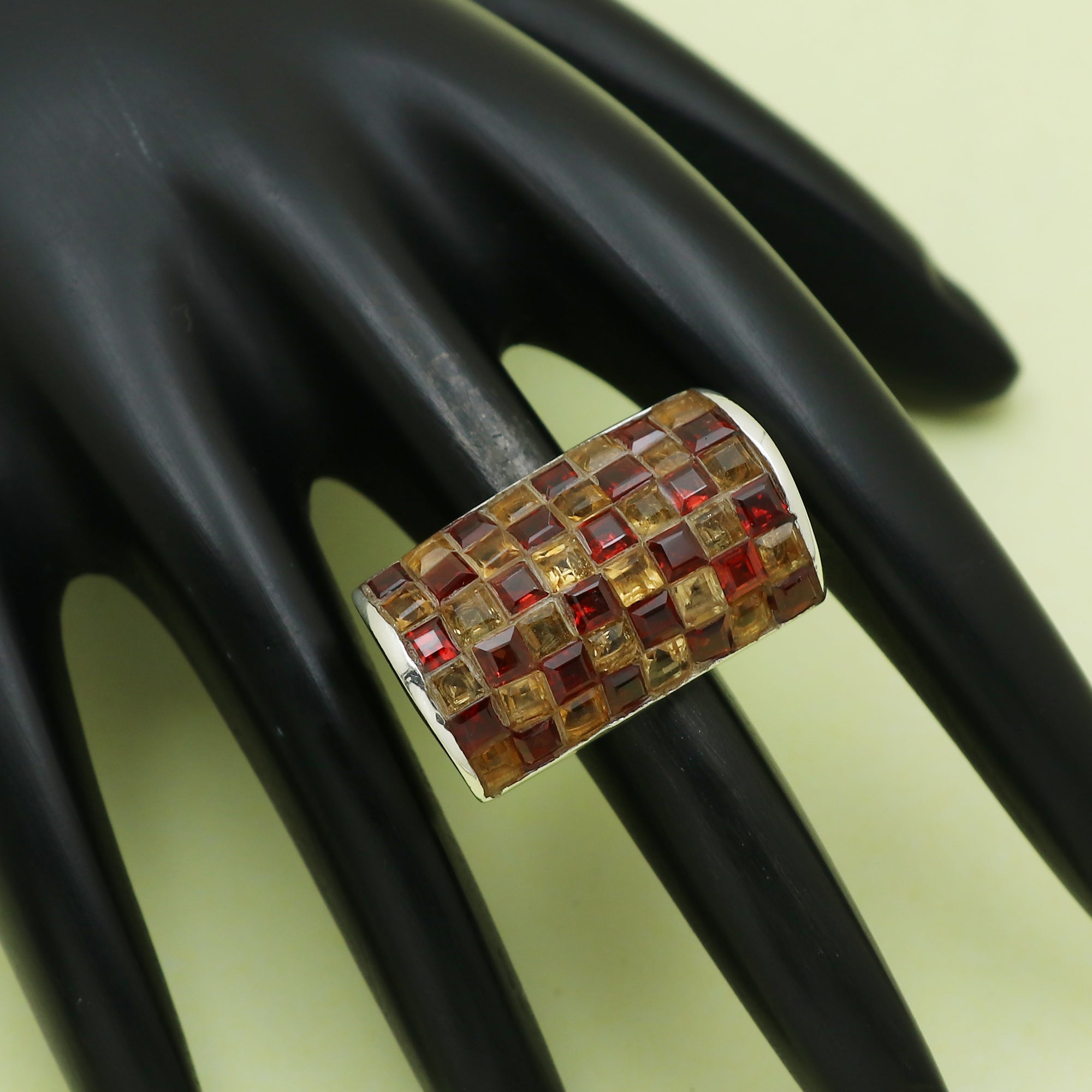 Elegant Ring v2