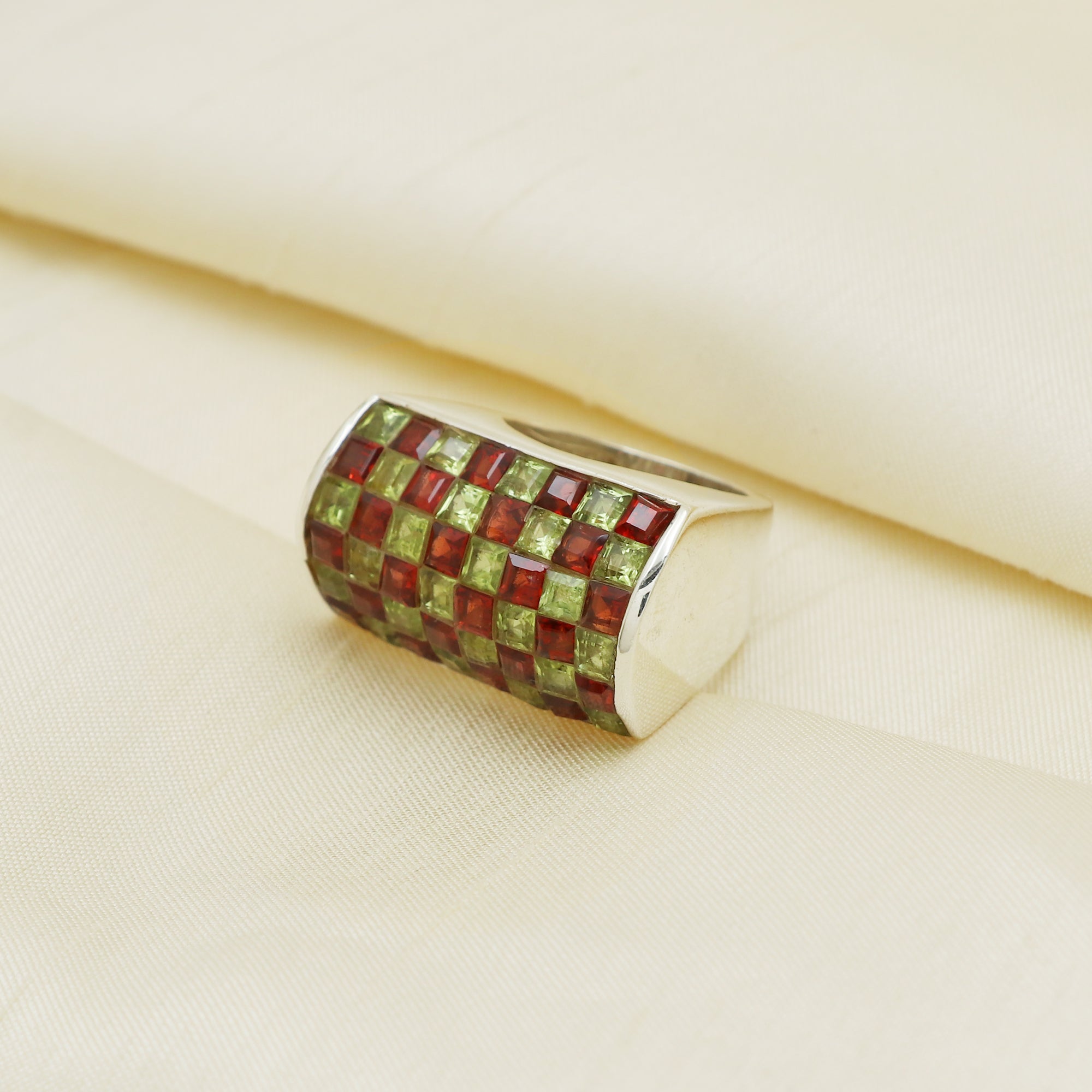 Elegant Ring v2