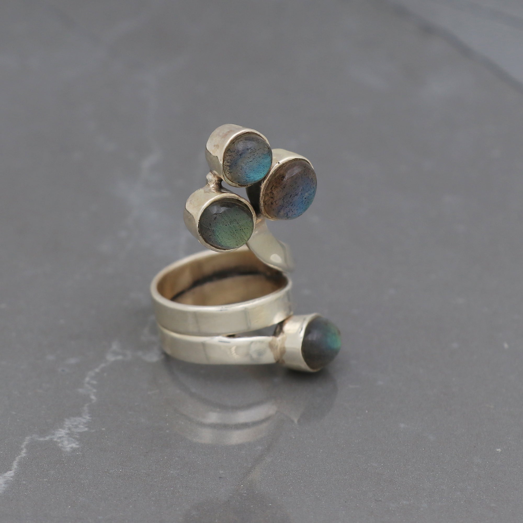 Sweet Cobra Labradorite Ring