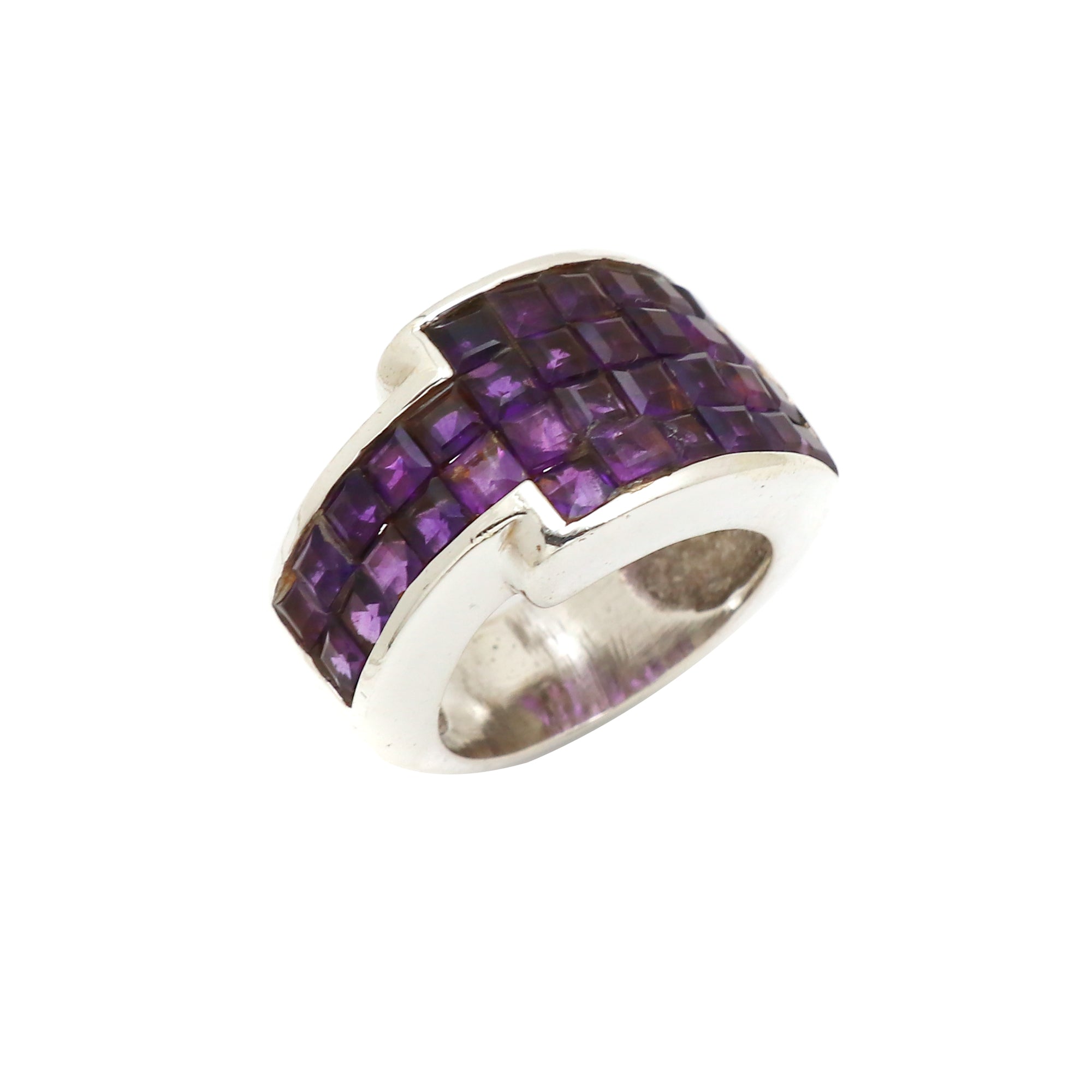 Dapper Ring