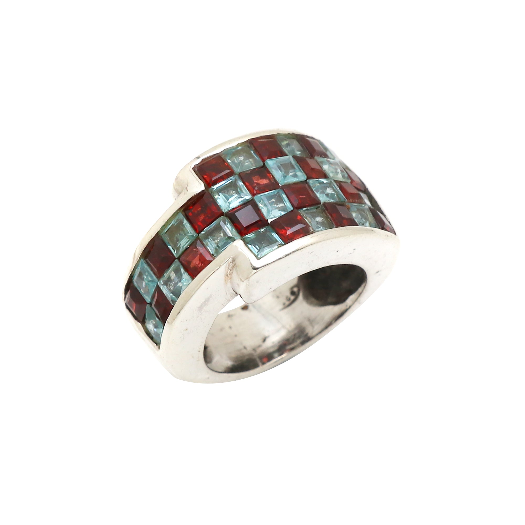 Dapper Ring