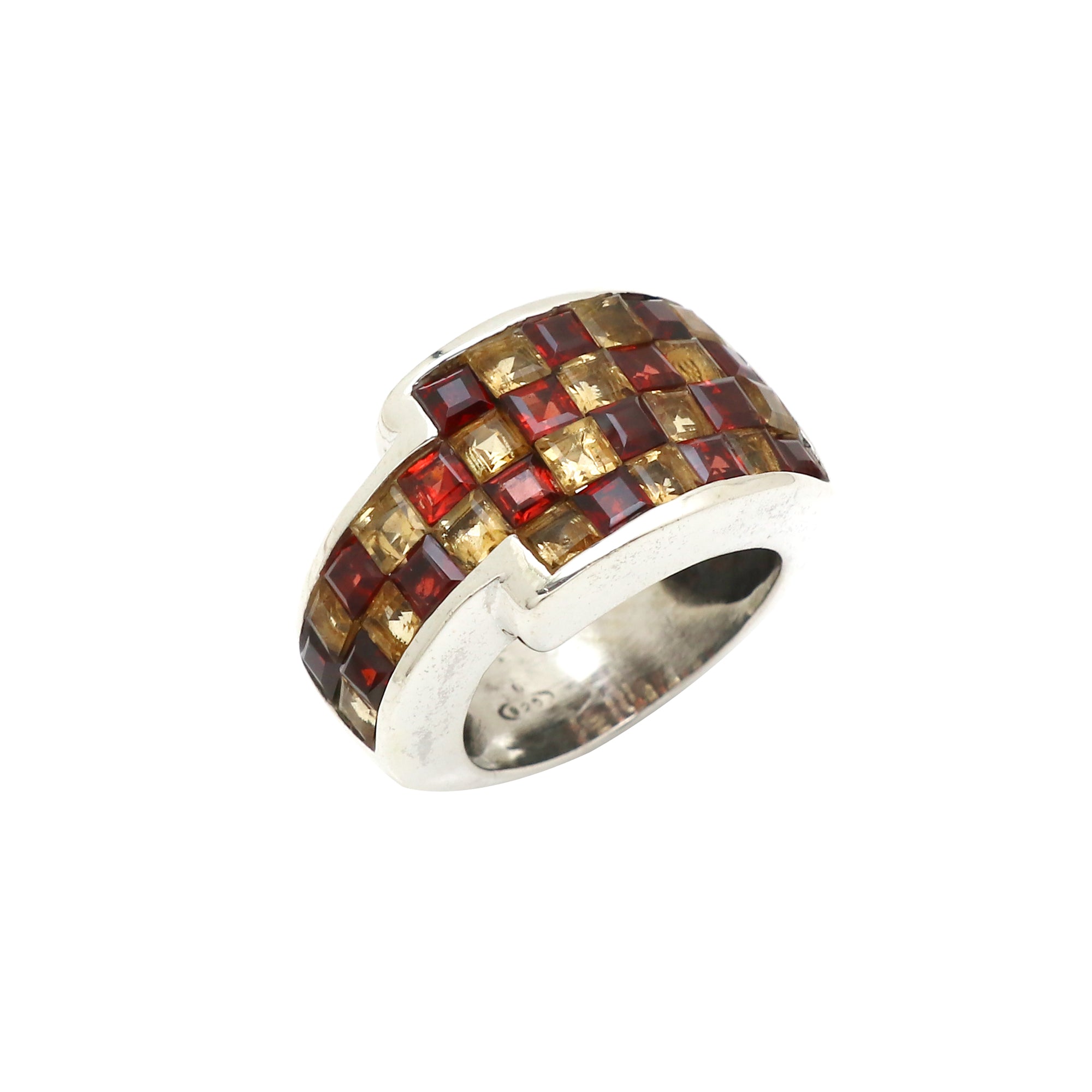 Dapper Ring