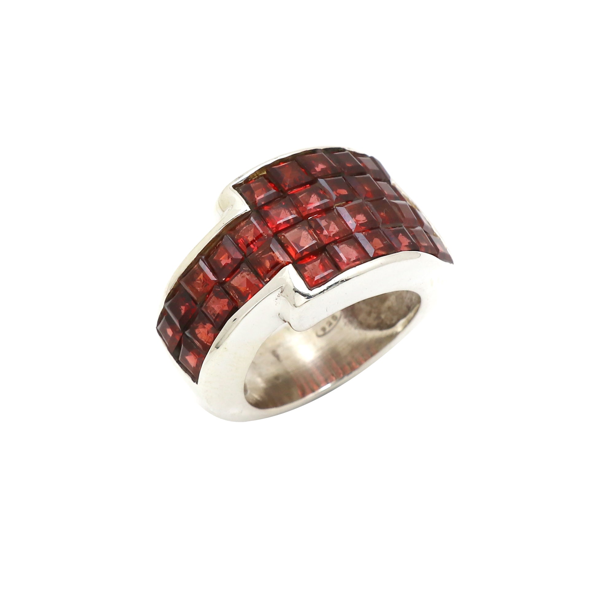 Dapper Ring