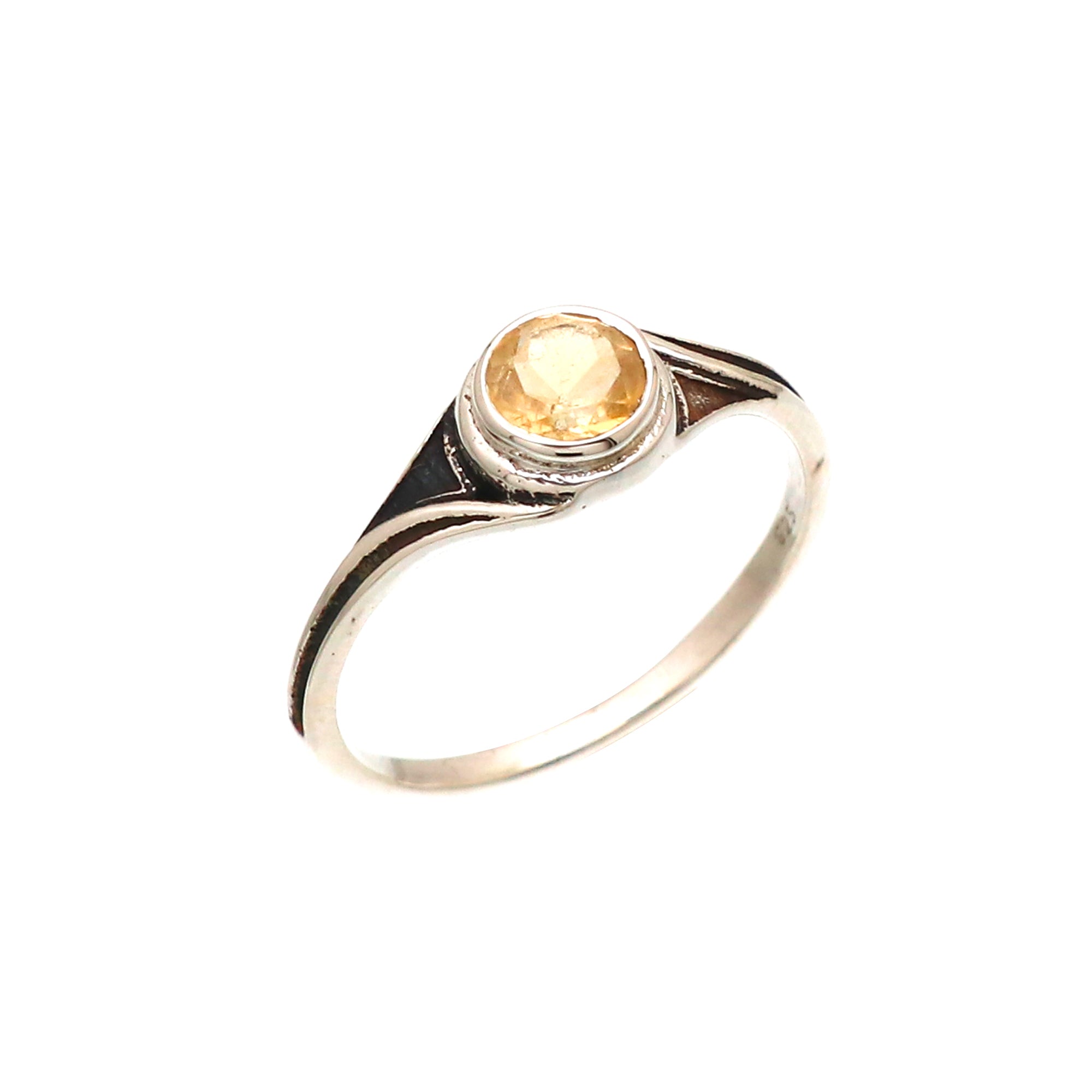 Stylish Minimal Ring