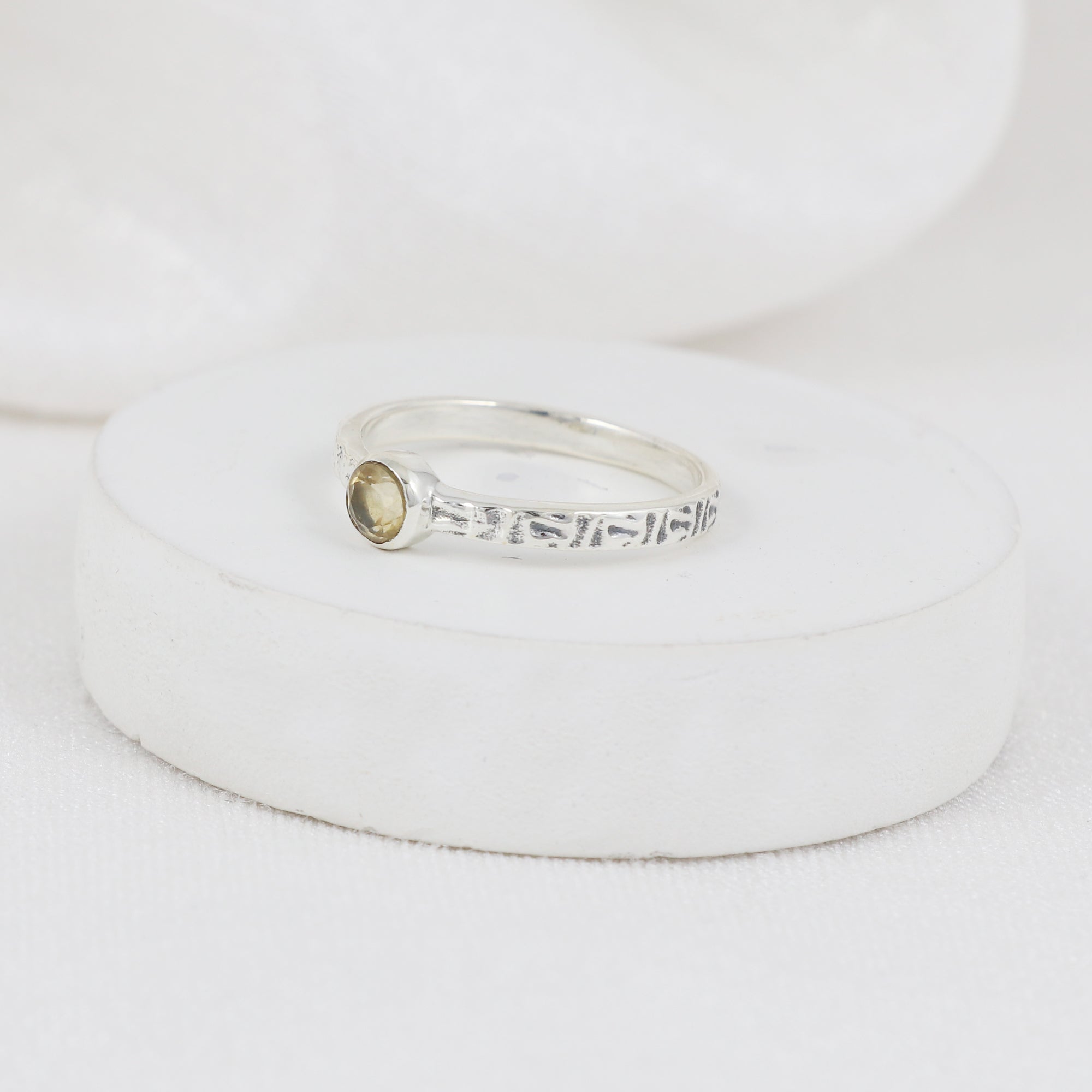 Classic Round Band