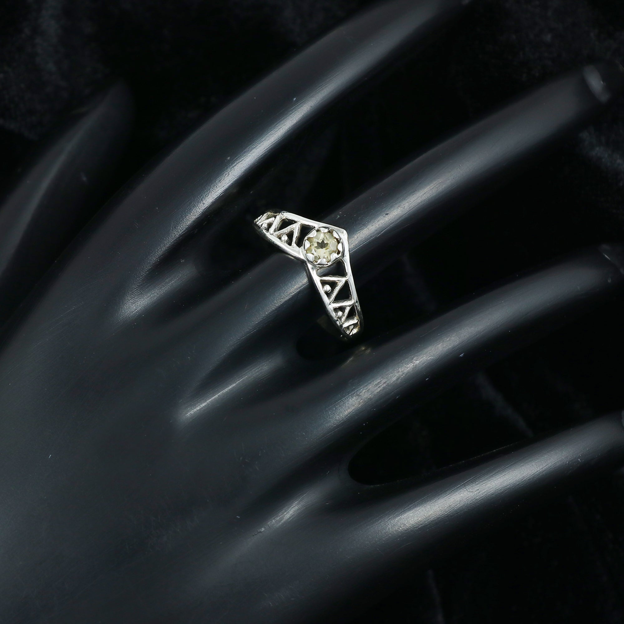 Tiera Ring