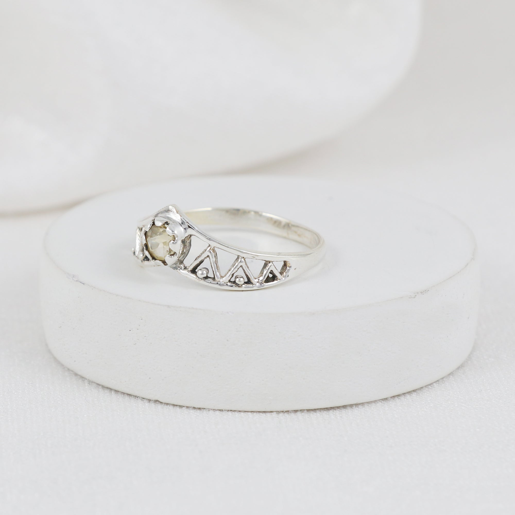 Tiera Ring