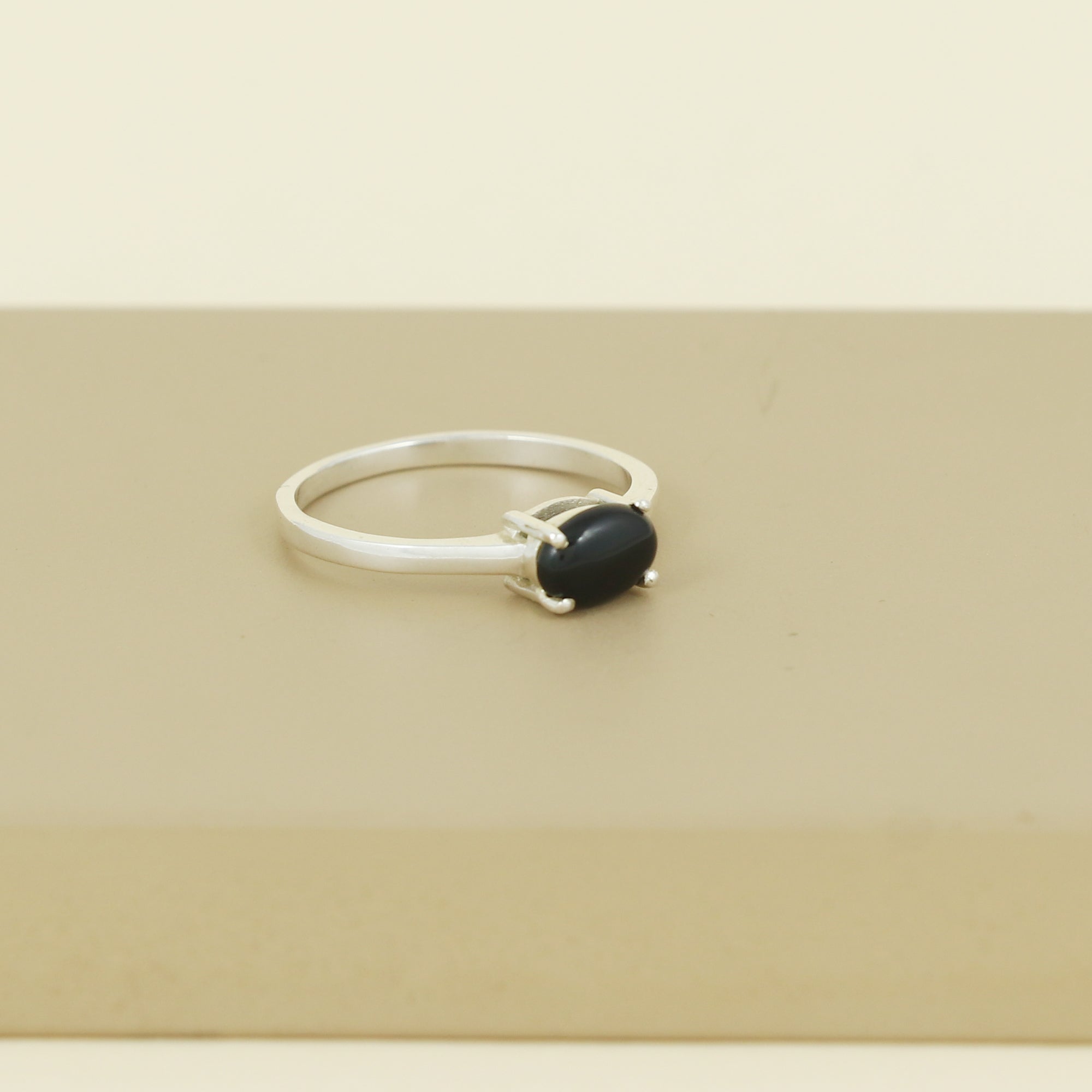 Oval Cab Ring