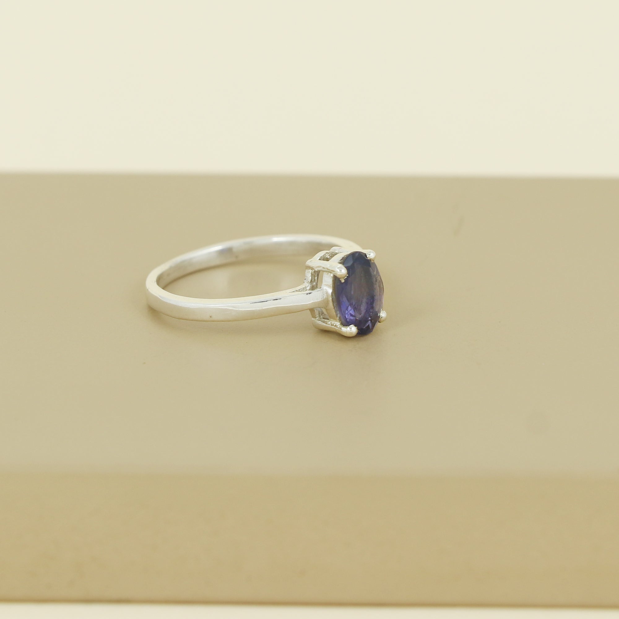 Minimalist Ring