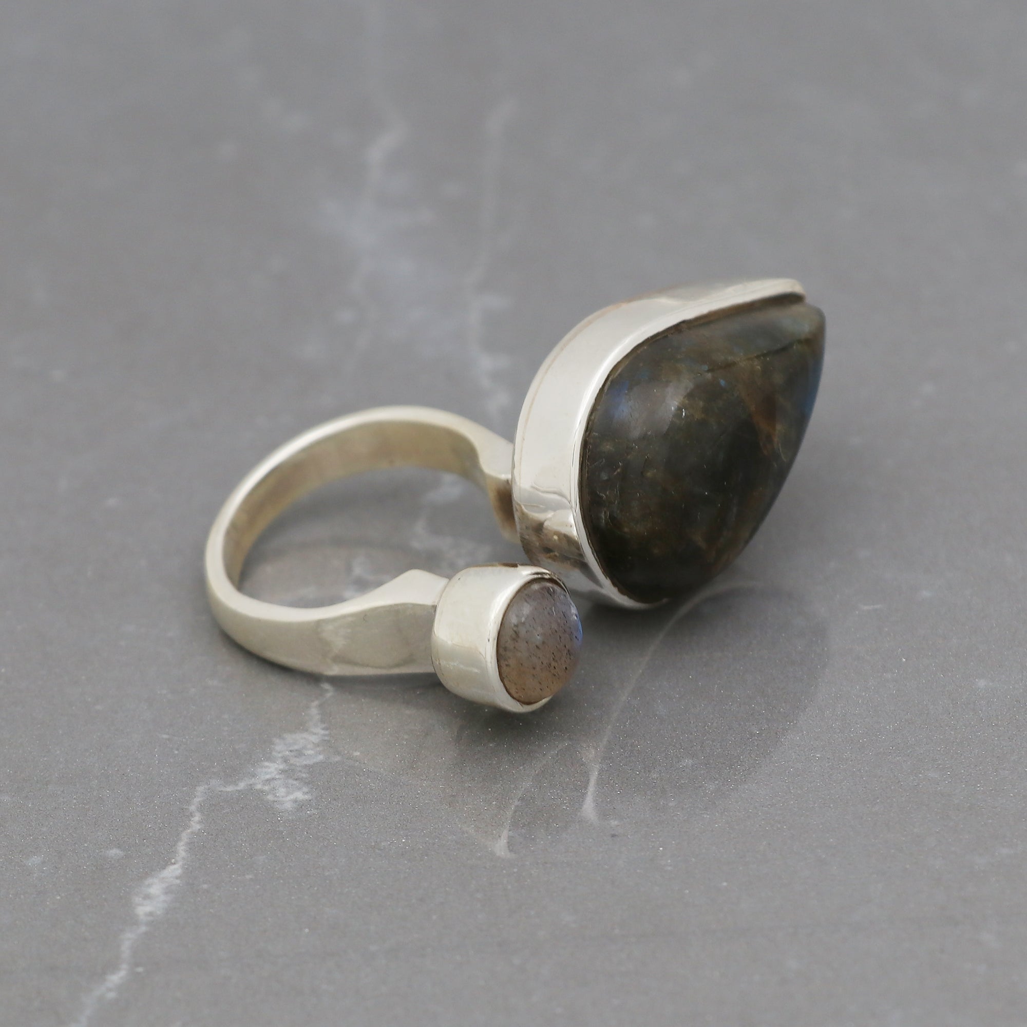 Teardrop Labradorite Ring