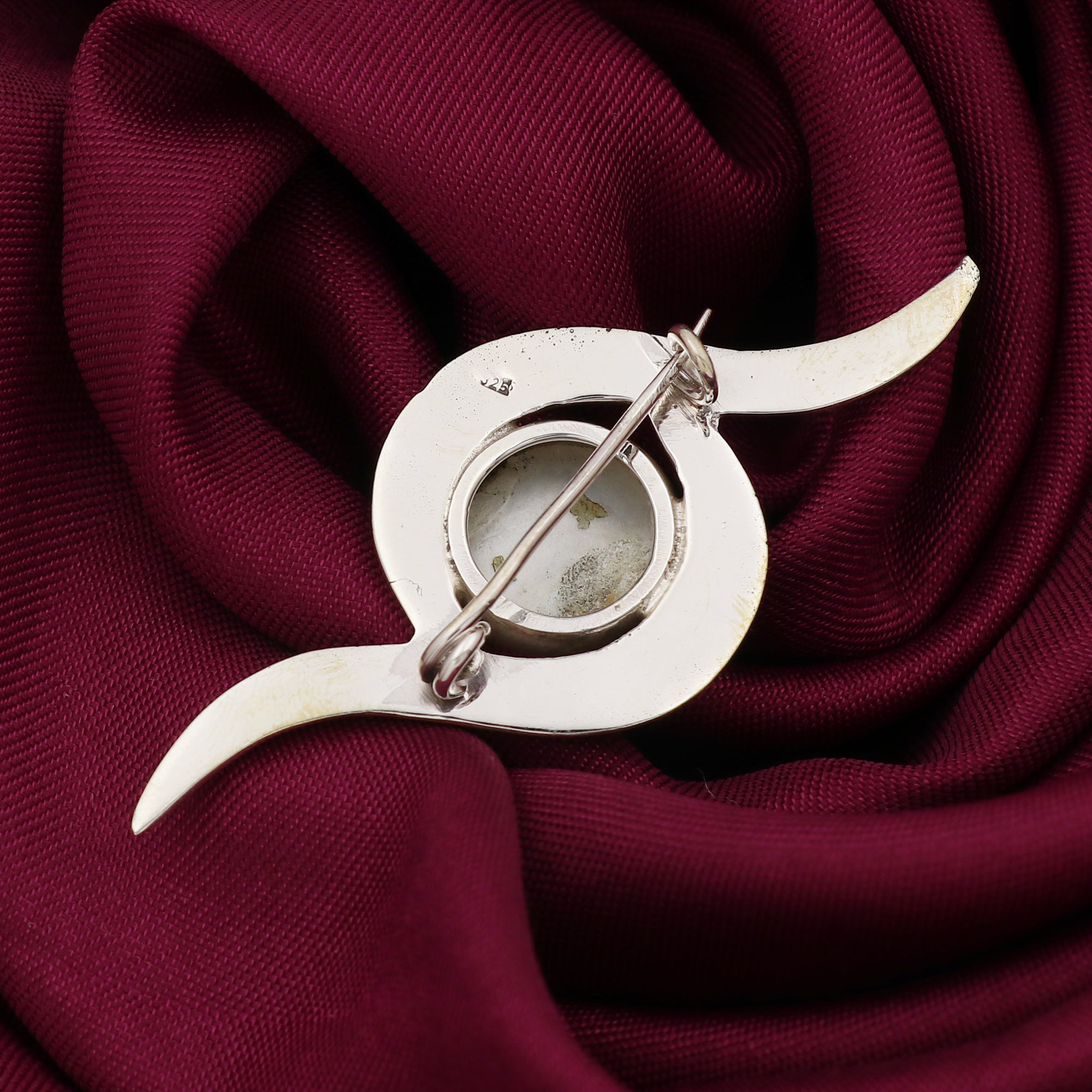 Classic Brooch