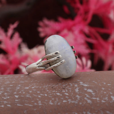 Handy Universe Ring