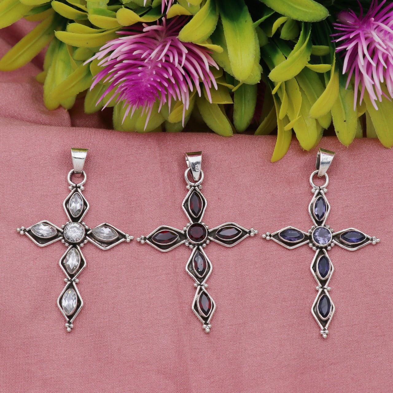 Edgy Cross