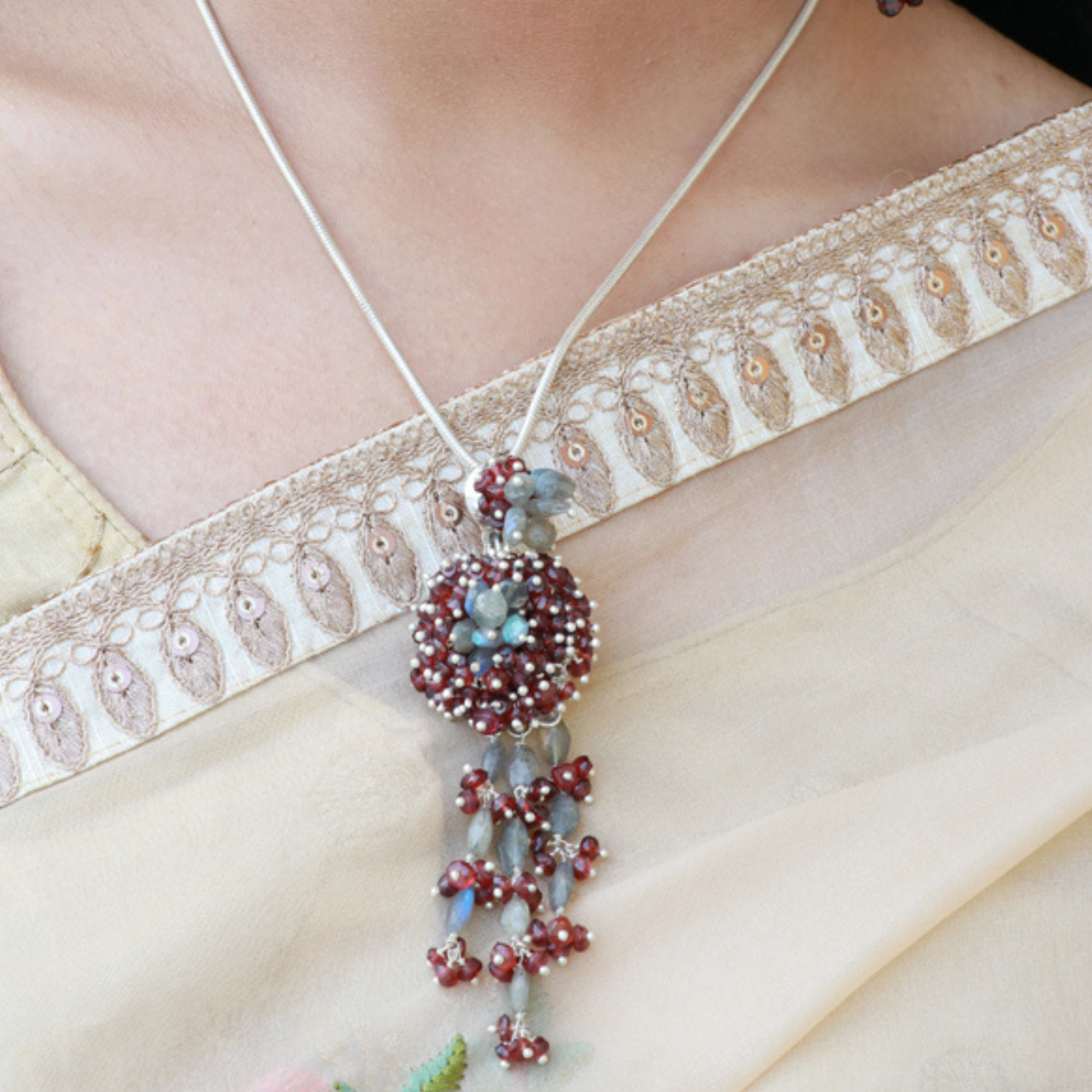 Vibrant Puai Pendant