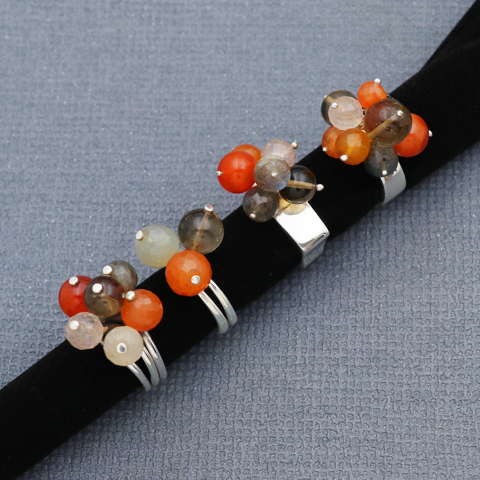 Simple Modern Puai Ring