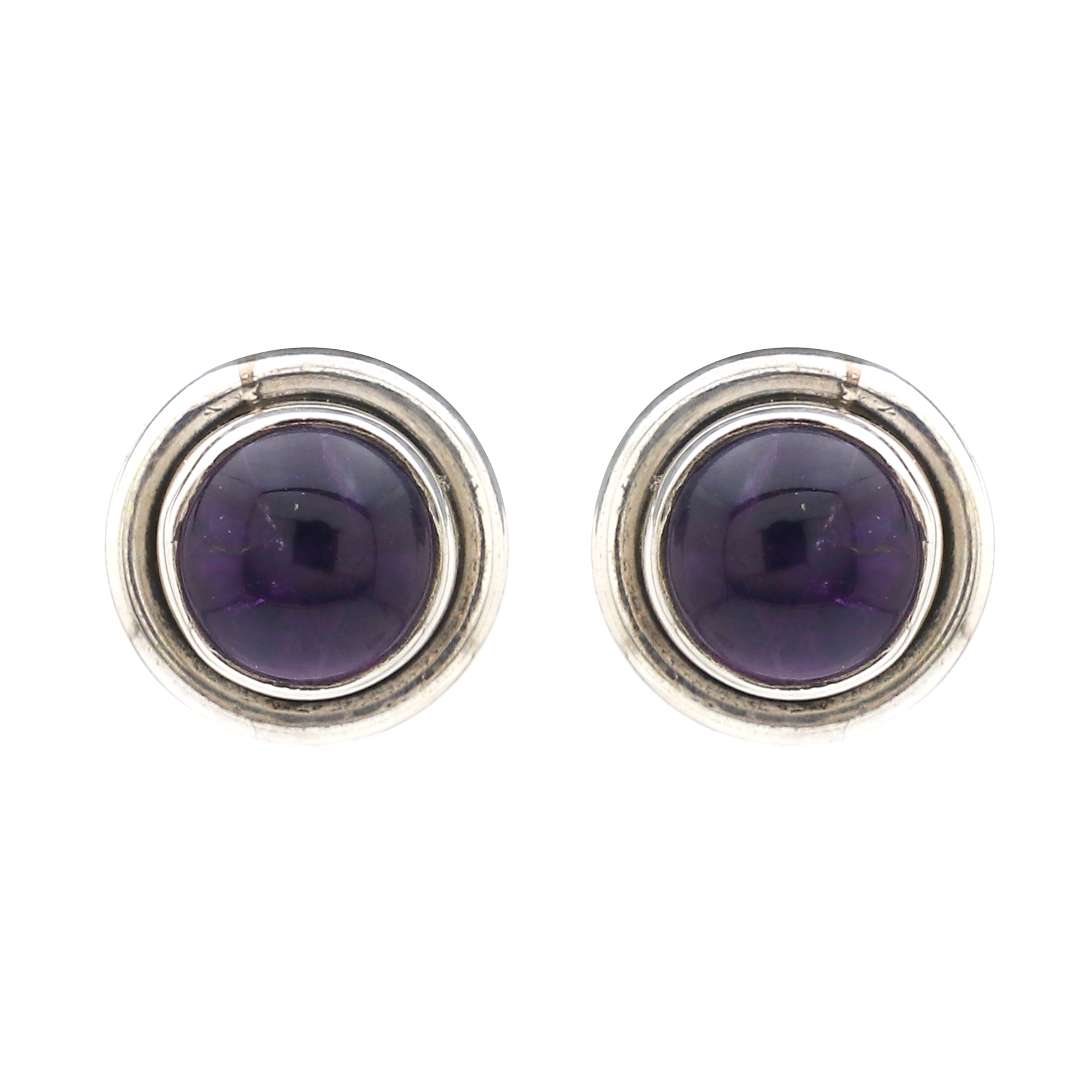 Round Studs