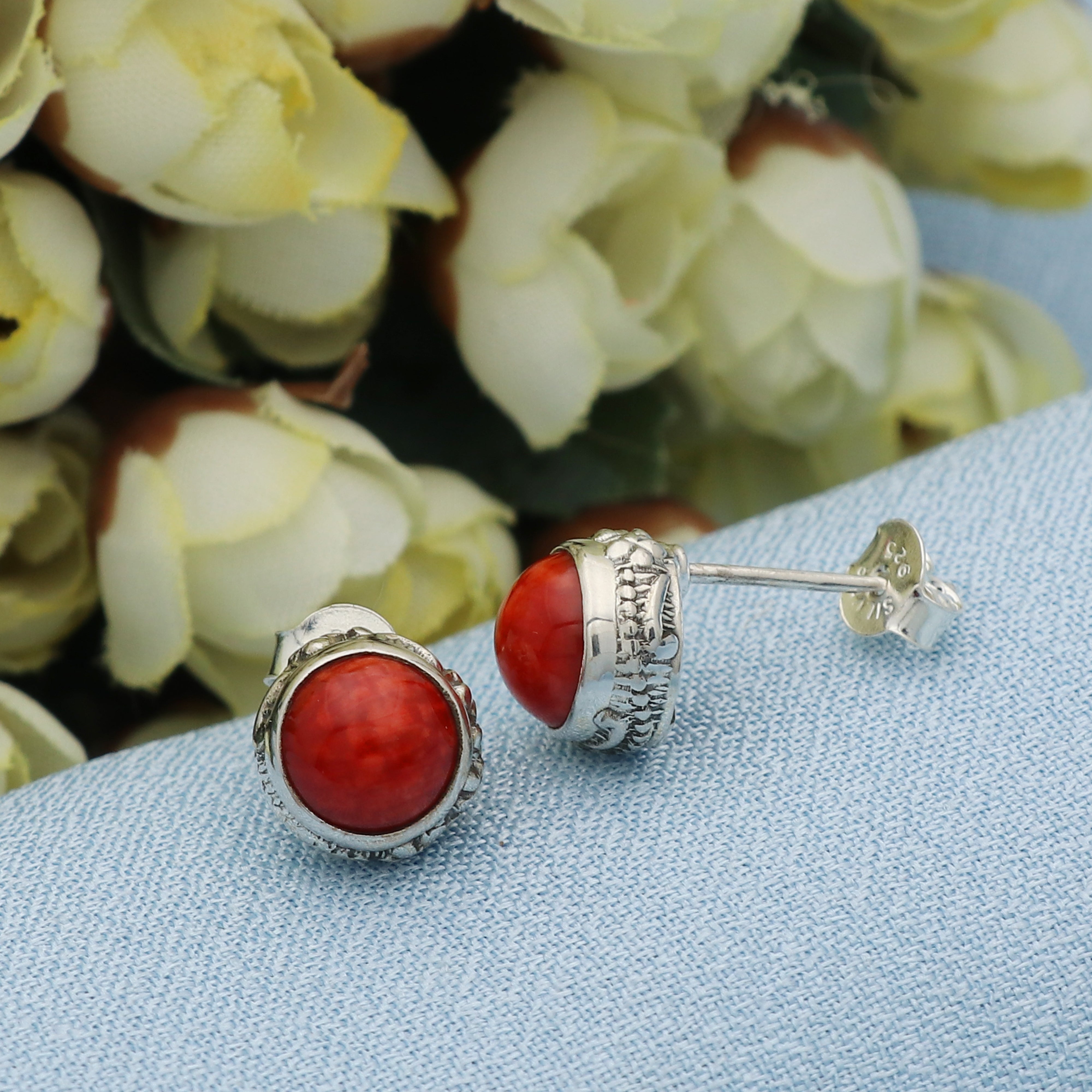 Designer Round Studs