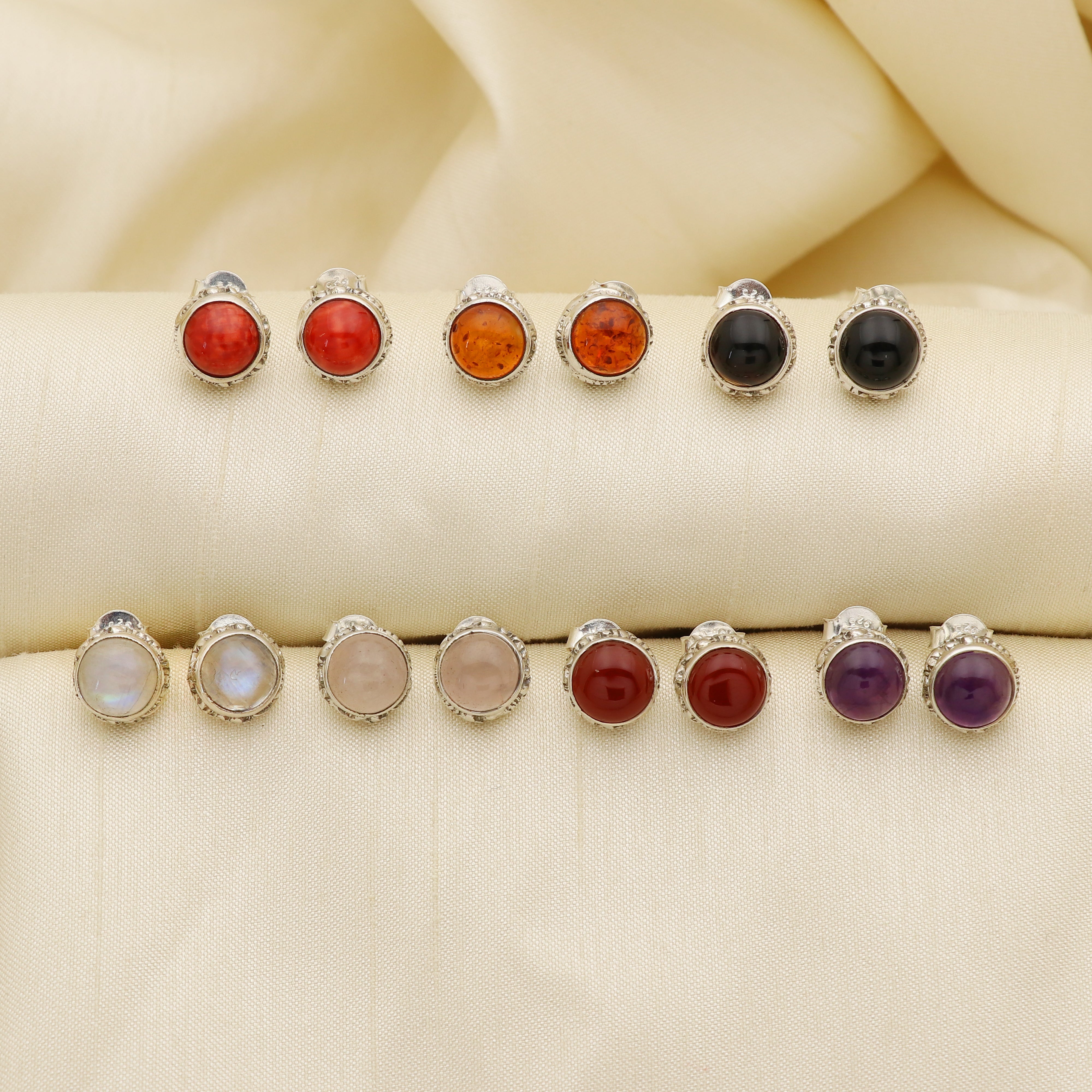 Designer Round Studs
