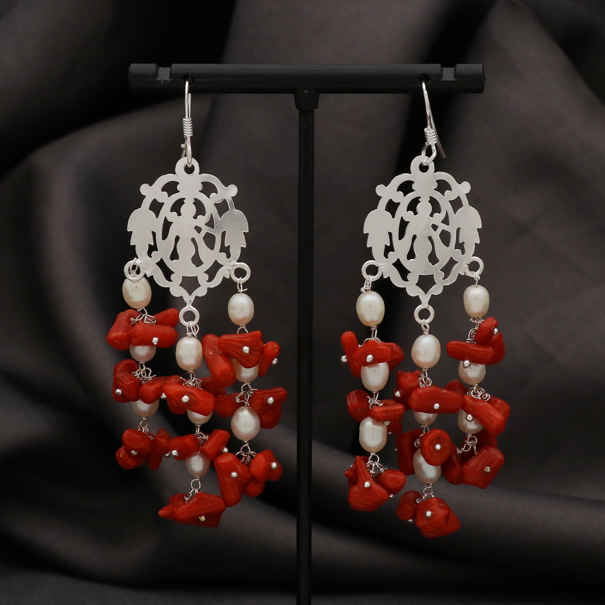 Modern Puai Mata Earring